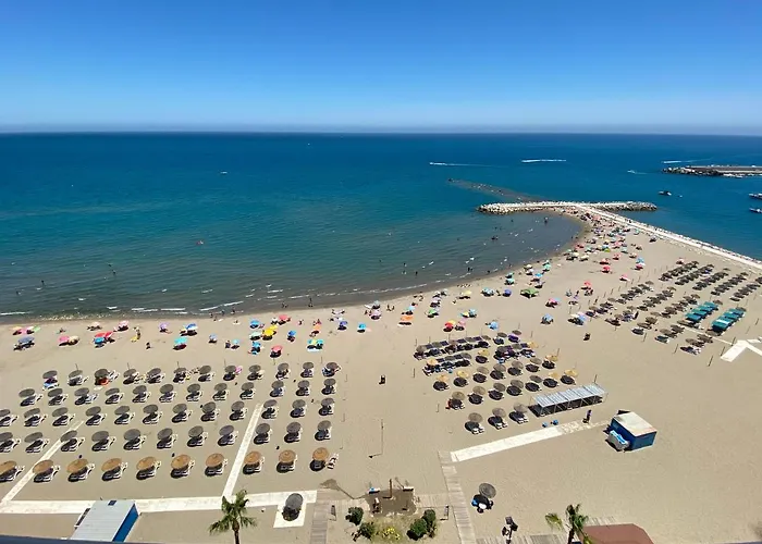 Stylish Fuengirola Studio With Panoramic Sea View