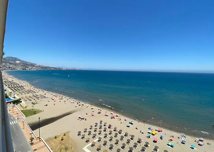 Stylish Fuengirola Studio With Panoramic Sea View